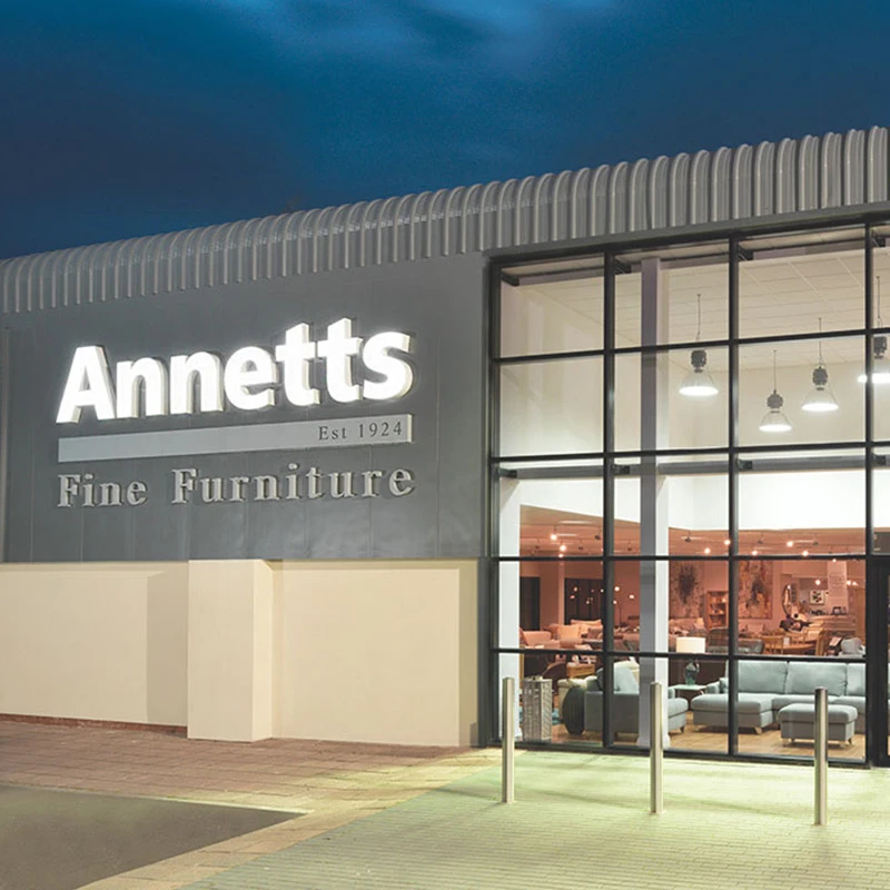 Annetts Store800